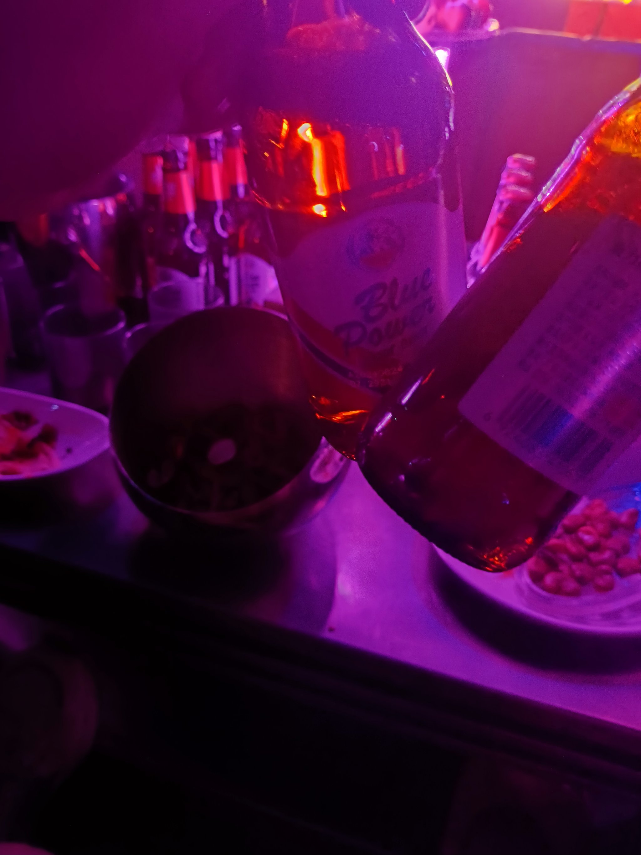 桂林商务KTV：中低端区别-叠彩区ktv预定